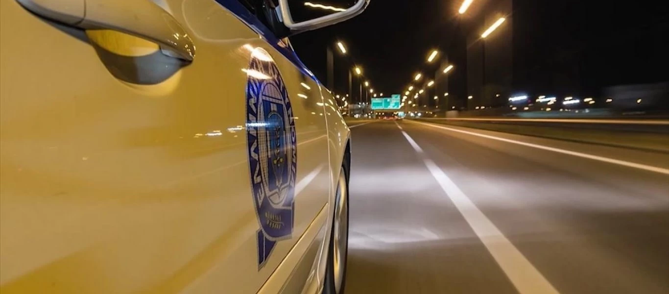 Φάληρο: Πέτρες και ξύλα κατά περιπολικού από αγνώστους